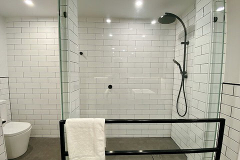 Ascot Apartments - Stayed 4