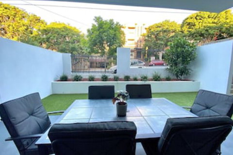 Ascot Apartments - Stayed 0