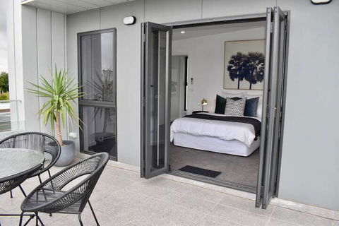 Brand New 2 Bed Apartment With Stunning City Views - Stayed 4