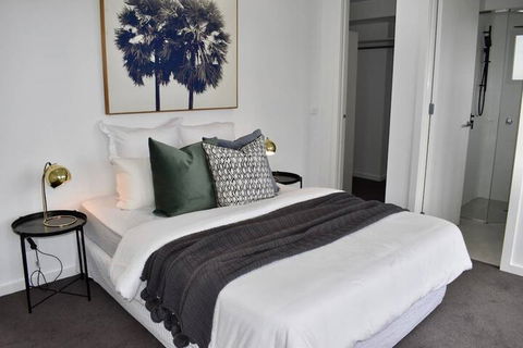 Brand New 2 Bed Apartment With Stunning City Views - Stayed 3