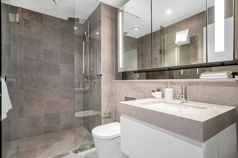 I02-china Town Luxury Service Apartment - Stayed 2