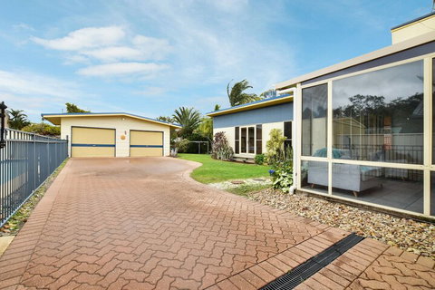 Waterfront Haven At Maroochydore - Stays Accommodation 2