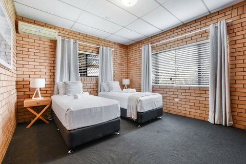 Waterfront Haven At Maroochydore - Stays Accommodation 7