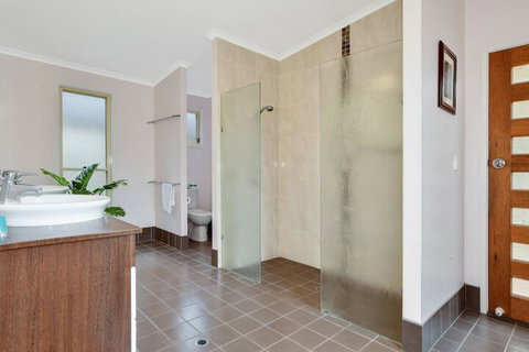 Waterfront Haven At Maroochydore - Stays Accommodation 5