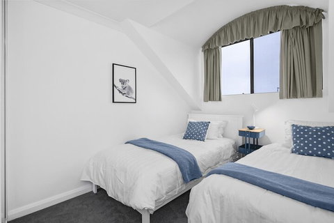 HOLT1 Crows Nest Holtermann Street - Stayed 2