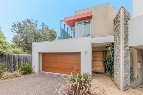 Charmandene On The Beach - Stays Accommodation 1