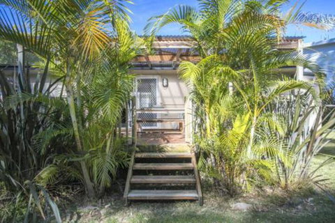 MOLLYMOOK BEACH COTTAGE - Stayed 5