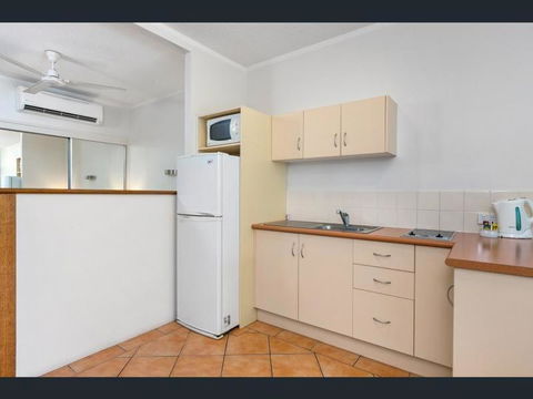 Absolute Beachfront With Million Dollar Views - Stayed 1