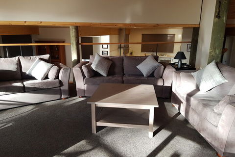 Moondance Lodge - Stayed 7