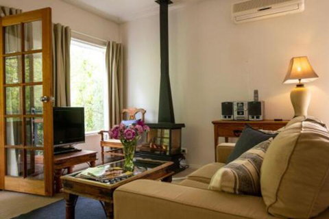 In The Valley - Stayed 3