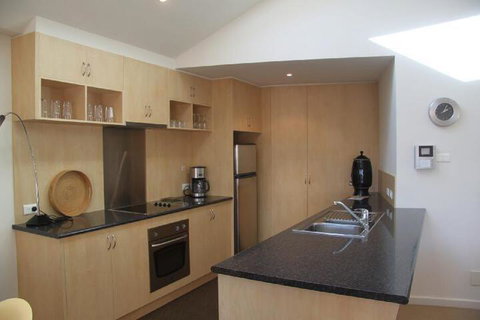 SACKVILLE APARTMENT 1 - Stayed 2