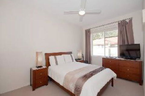 2 Bedroom Apartment Kiah Unit 16 / 53 Victoria Parade - Stayed 1