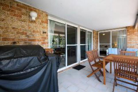 3 Bedroom House At Sandy Point Road 151 - Stayed 1