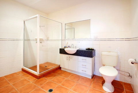 Hideaway Retreat Beach House With Pool - Stayed 2