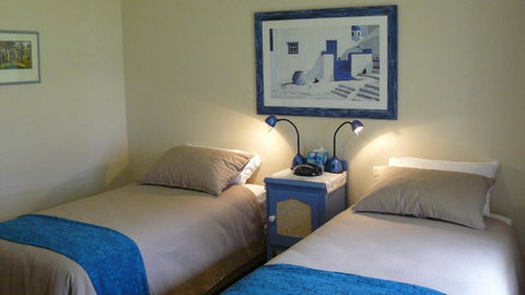 Camawald Coonawarra Cottage B & B - Stays Accommodation 3