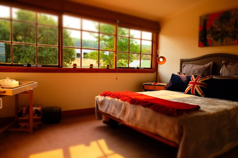 Sherwood Loves - Stayed 5