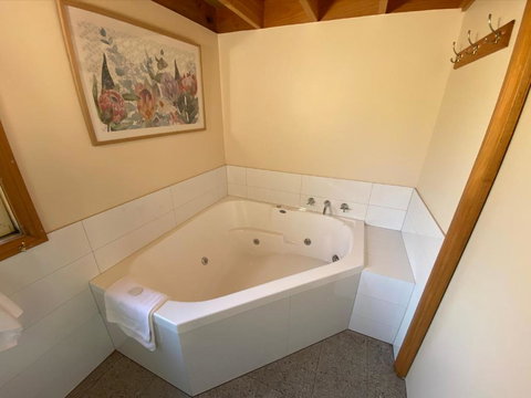 Kangurra Holiday House - Stays Accommodation 3