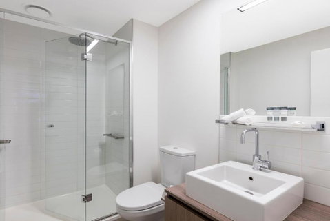 Apartments At 350 William - Stayed 4