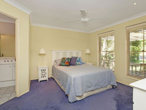 Pet Friendly Beach Home - Stayed 5