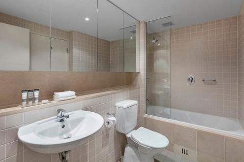 Apartments At 16 Holdfast - Stayed 3