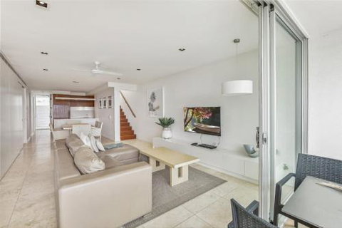 Unit 206 Plantation Rainbow Beach Incredible Views Top Floor Ocean Facing - Stayed 1