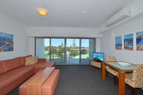 Sea Side 104 - Stayed 4