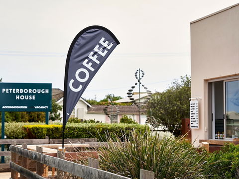 Peterborough House & Motel - Stayed 0