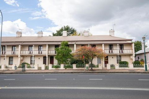 Heritage Bowen Terrace ?3 Bed 2 Bath Walk To CBD - Stayed 6