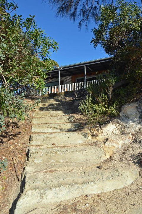 CDC 625 Beach House Incl.rear 2BR Studio - Stayed 2
