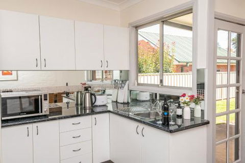 Edward Cottage ?Heritage Central Comfortable. - Stayed 3