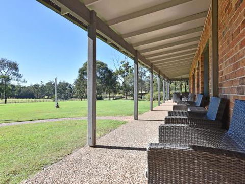 Just Listed Blaxlands Homestead The Very Best Location In The Valley Walk To Everything - Stayed 3