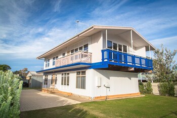Wilto By The Beach 4 Wilto Street - Stays Accommodation 0