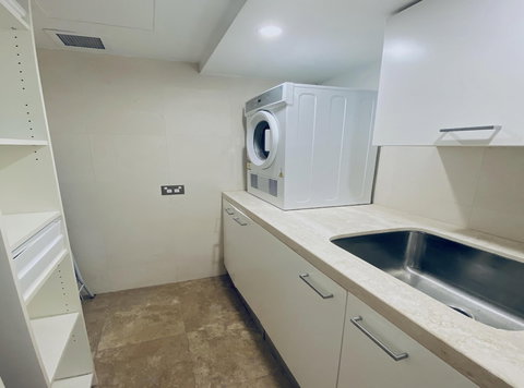 BELLEVUE GARDEN OASIS-hosted By L'Abode - Stays Accommodation 6