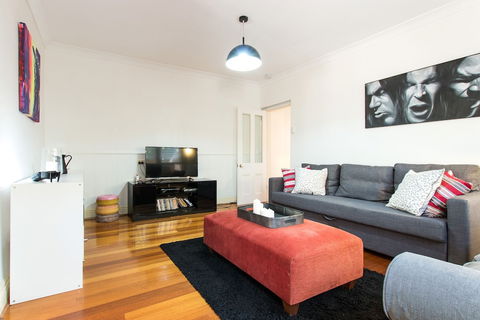 HUNTER In The Heart Of Collingwood Fitzroy - Stayed 5