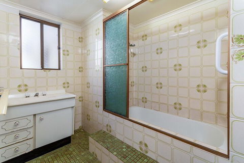 Great Location Close To Waterfront Shops Restaurants & Cafes. - Stayed 7