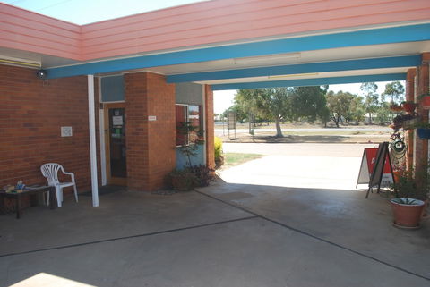 Abajaz Motor Inn - Stayed 1