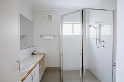 Canal Rocks Beachfront Apartments - Stayed 6