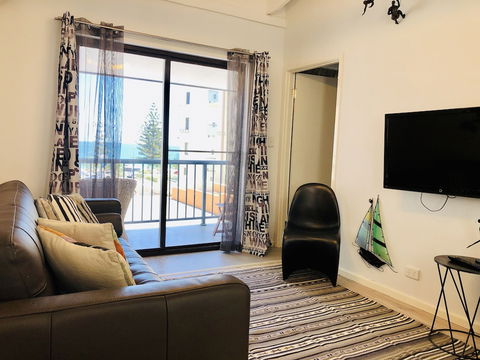 West Beach Lagoon 212 - Gorgeously Decorated - Stayed 4