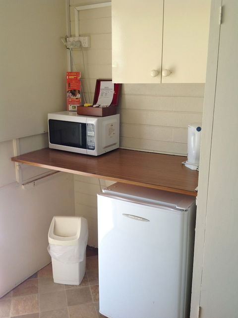 Sunraysia Motel & Holiday Apartments - Stayed 4