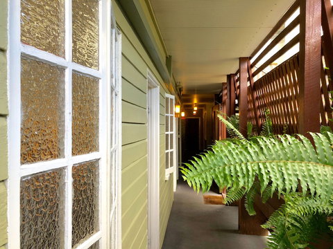 Five 3 Five - The Beachside Barracks - Stayed 3