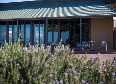 Foreshore Motor Inn - Stayed 0