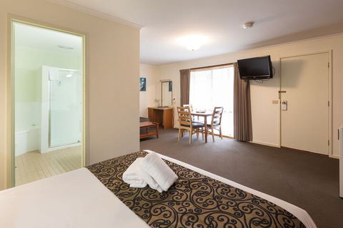 Advance Motel - Stayed 4