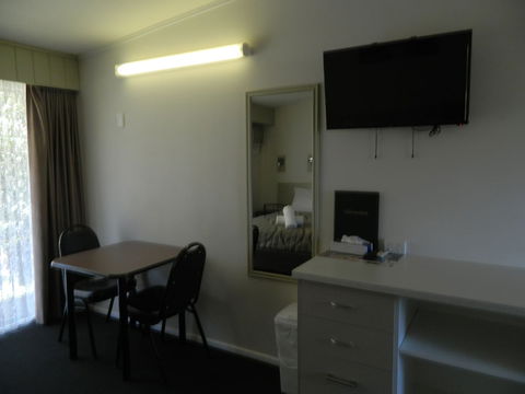 Coachman Motel - Stayed 6