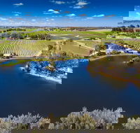 Stonewell Cottages  Vineyards - Stayed
