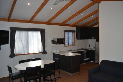 Portland Tourist Park - Stayed 6