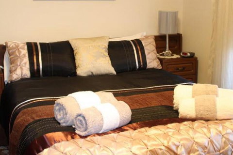 Sunset Retreat - Stayed 6