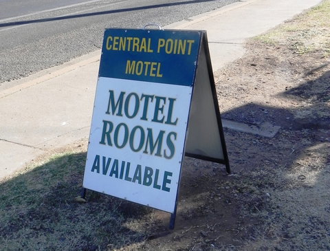 Central Point Motel - Stays Accommodation 5