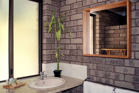 Caves Road Chalets - Stayed 5