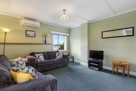 Smugglers Rest Apartments Dover - Stays Accommodation 6