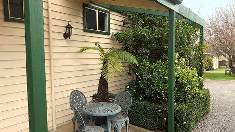 Daylesford Central Motor Inn - Stays Accommodation 0